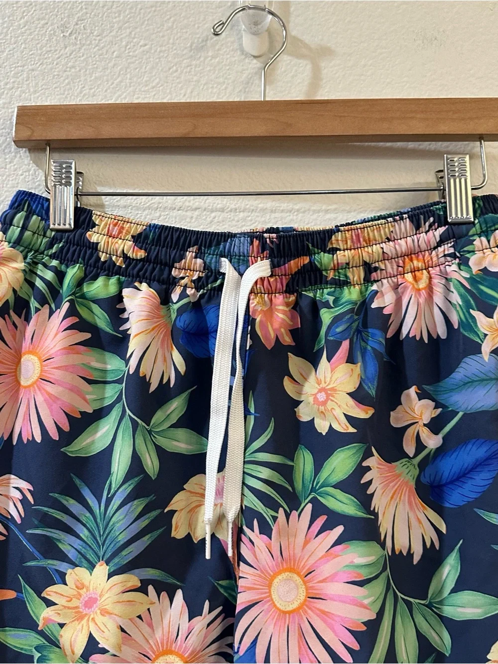 Chubbies Men's The Big Bloomers Classic Swim Drawstring Trunks 5.5” Size Large - Picture 4 of 9